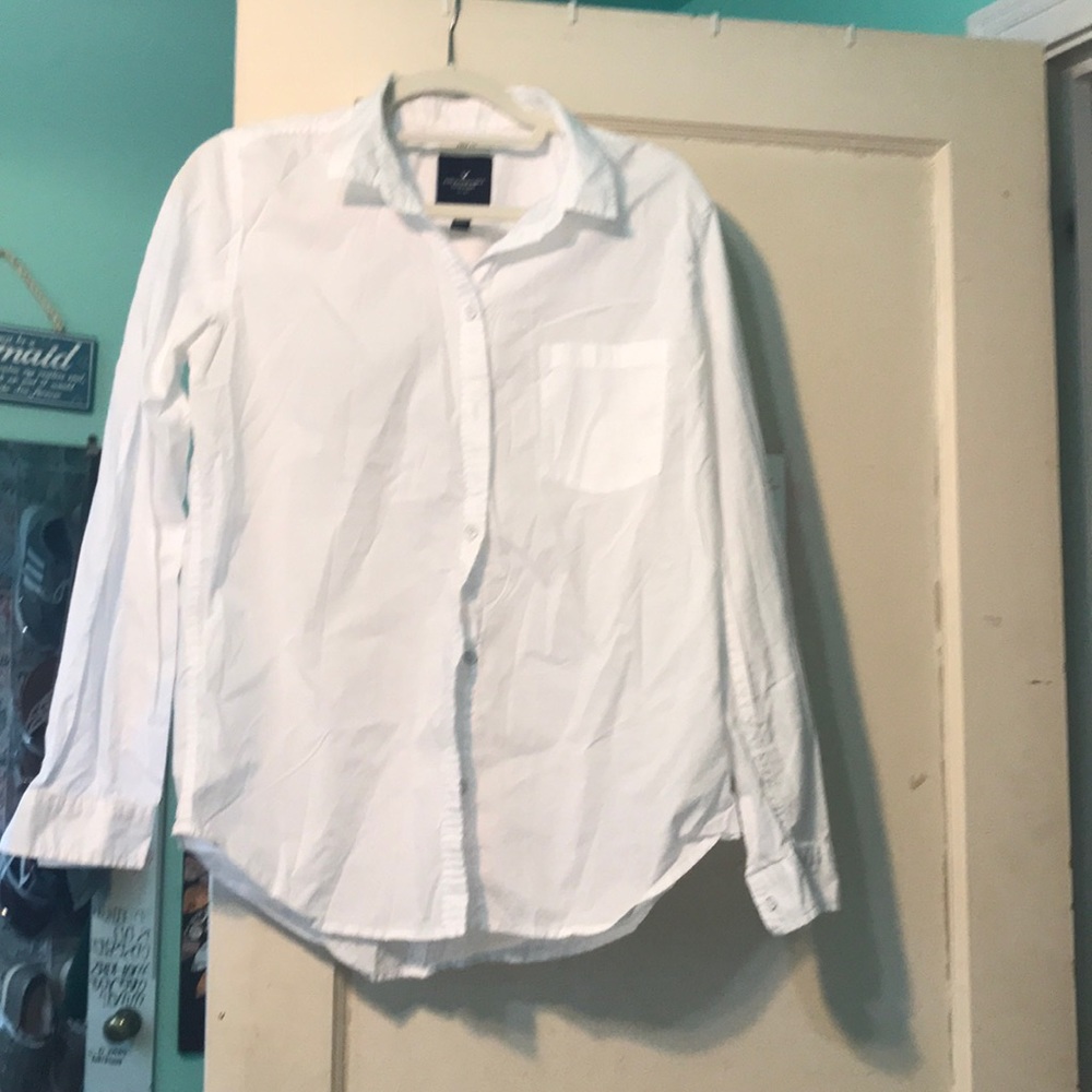 White prep fit American eagle button down